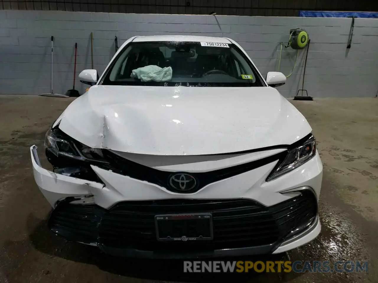 5 Photograph of a damaged car 4T1R11BKXRU131284 TOYOTA CAMRY 2024