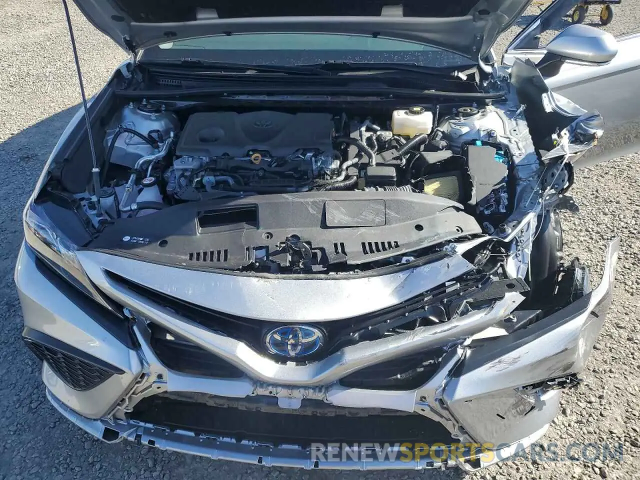 11 Photograph of a damaged car 4T1S31AK3RU075525 TOYOTA CAMRY 2024