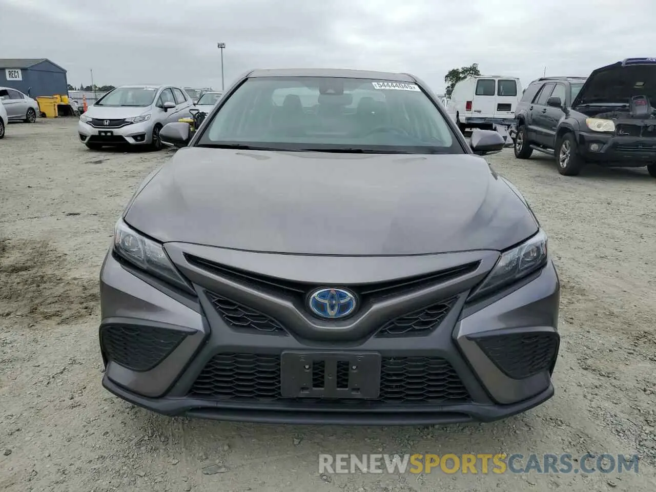5 Photograph of a damaged car 4T1S31AK5RU632211 TOYOTA CAMRY 2024