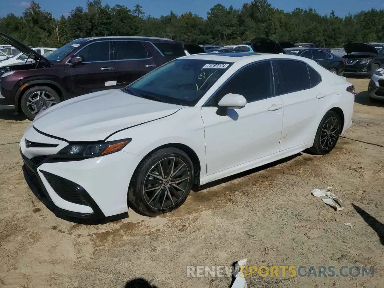 1 Photograph of a damaged car 4T1T11AK0RU894602 TOYOTA CAMRY 2024