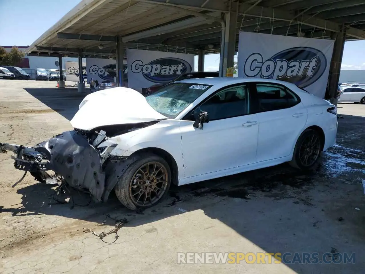 1 Photograph of a damaged car 4T1T11AK1RU195480 TOYOTA CAMRY 2024
