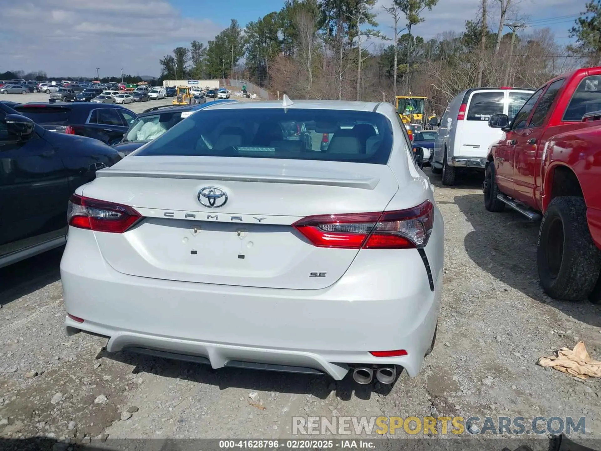 16 Photograph of a damaged car 4T1T11AK1RU206722 TOYOTA CAMRY 2024