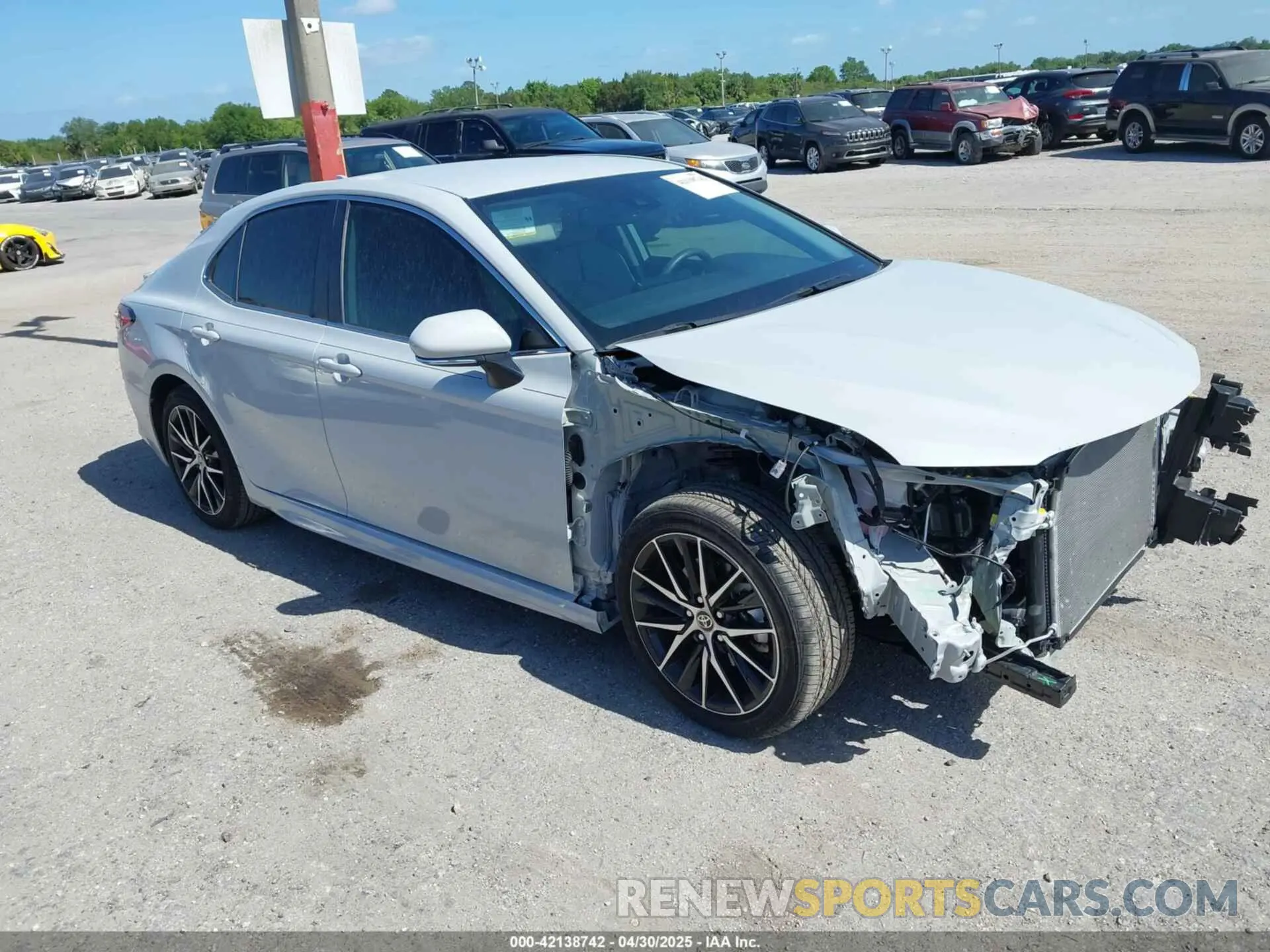 1 Photograph of a damaged car 4T1T11AK1RU242572 TOYOTA CAMRY 2024