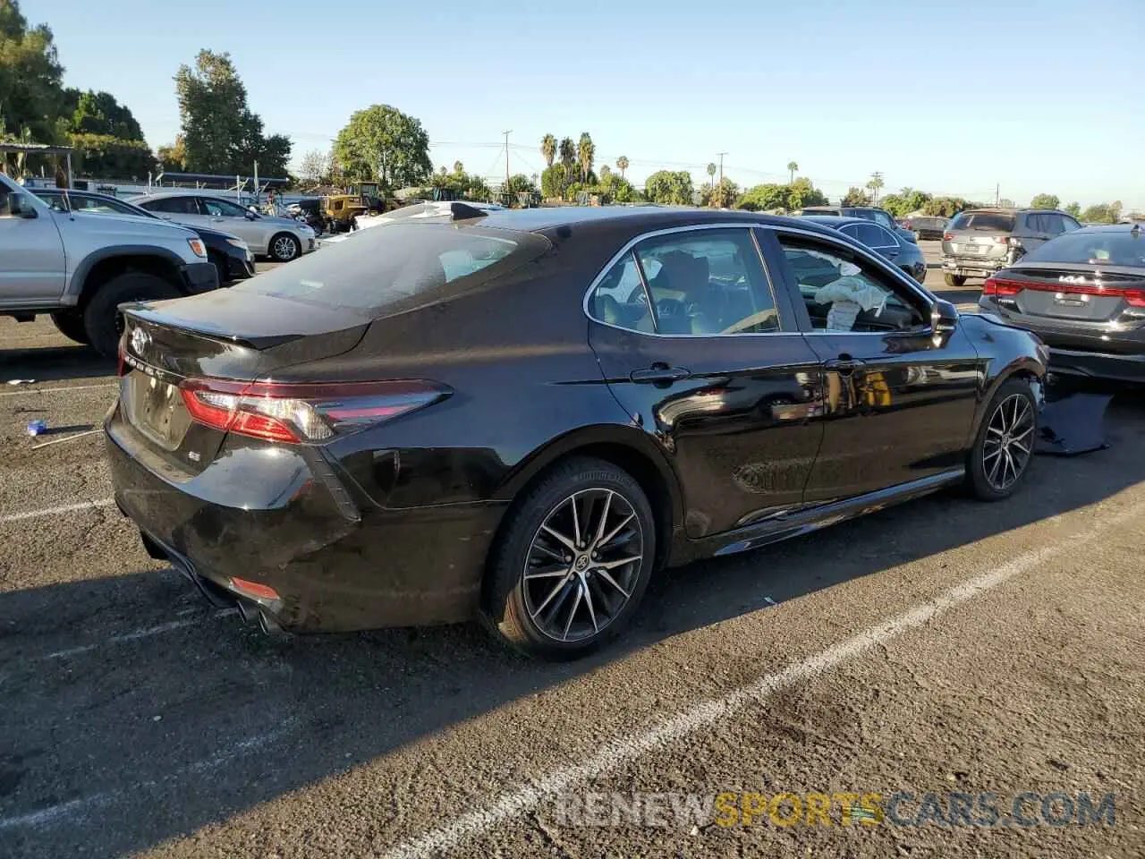 3 Photograph of a damaged car 4T1T11AK1RU248680 TOYOTA CAMRY 2024
