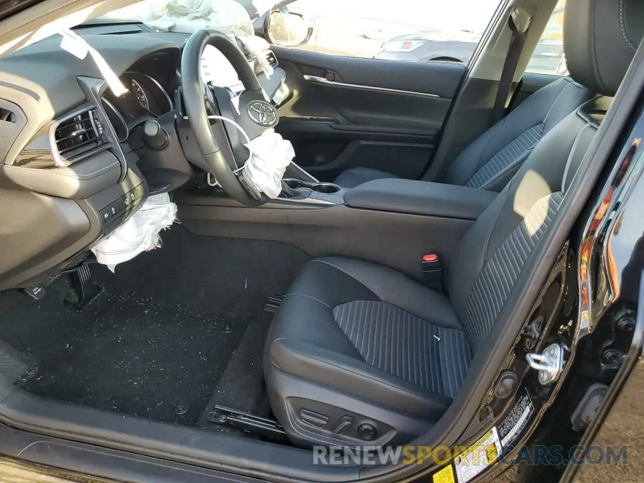 7 Photograph of a damaged car 4T1T11AK1RU248680 TOYOTA CAMRY 2024