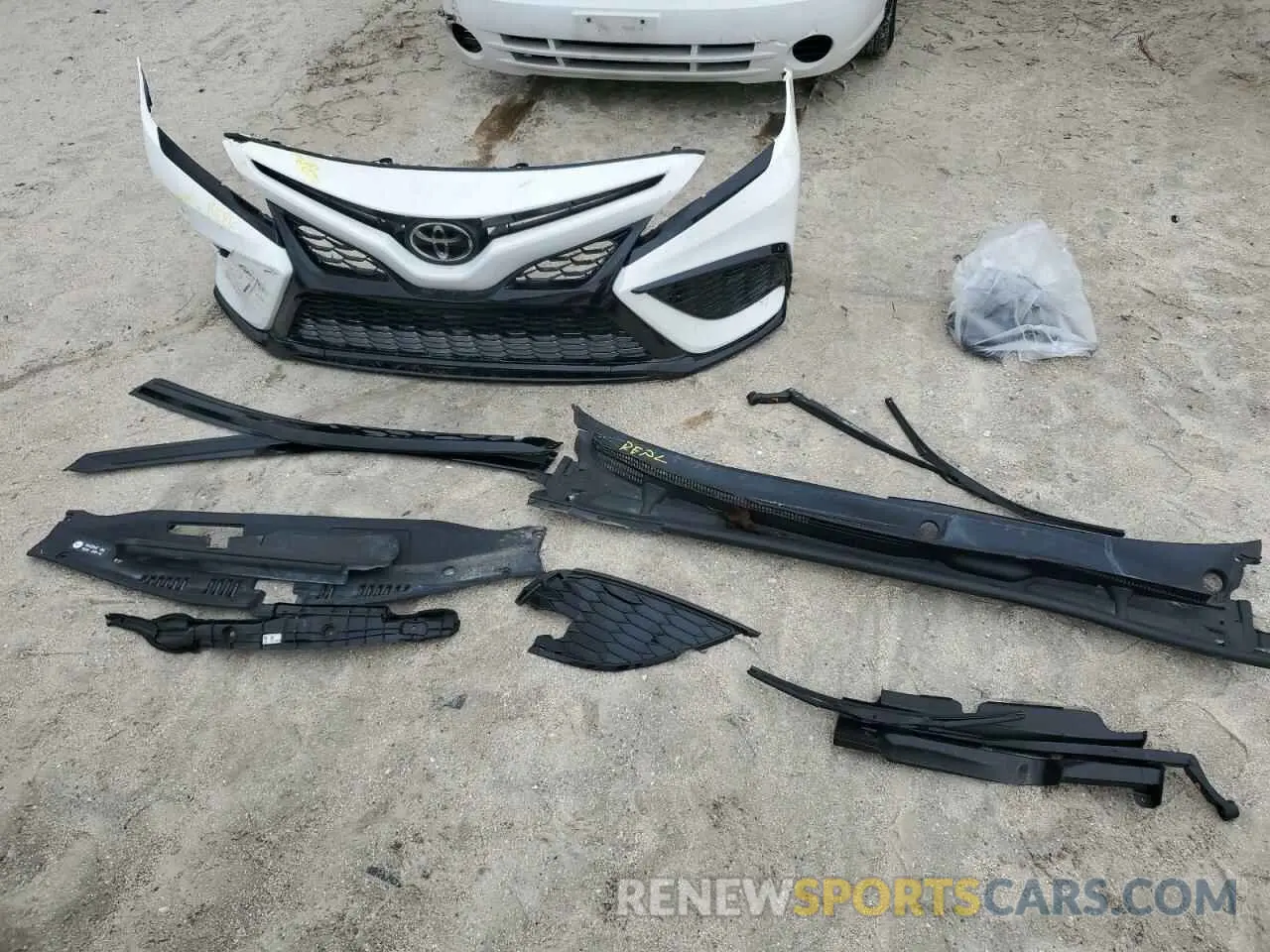 12 Photograph of a damaged car 4T1T11AK1RU843612 TOYOTA CAMRY 2024