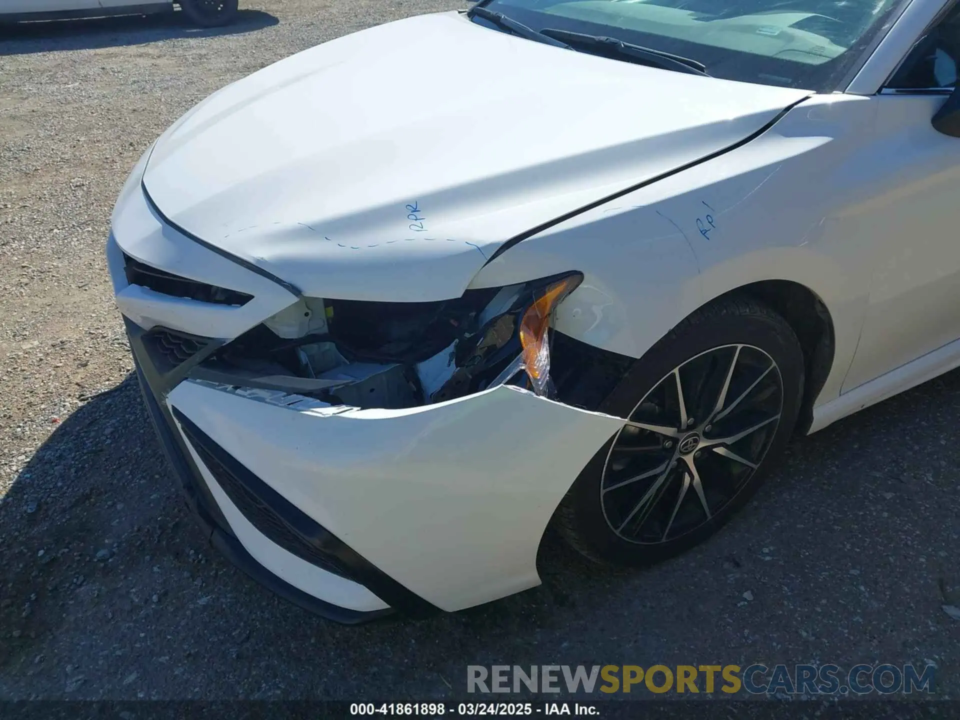6 Photograph of a damaged car 4T1T11AK1RU849586 TOYOTA CAMRY 2024