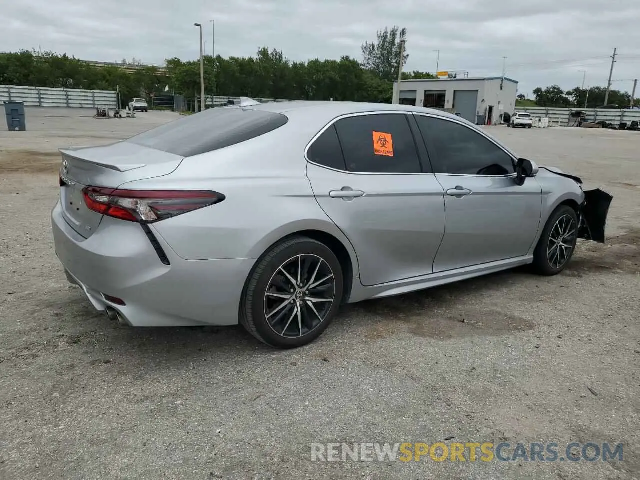 3 Photograph of a damaged car 4T1T11AK1RU869529 TOYOTA CAMRY 2024