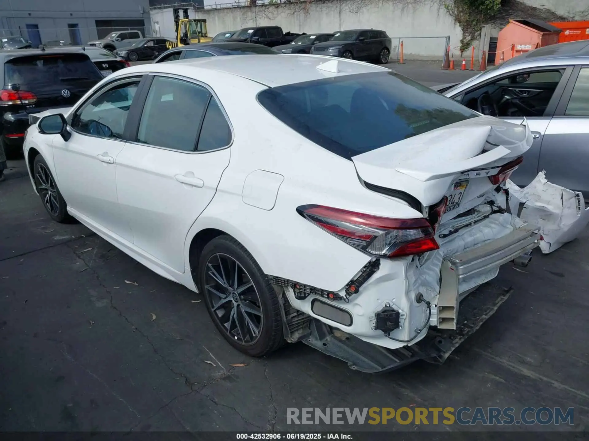 3 Photograph of a damaged car 4T1T11AK2RU867370 TOYOTA CAMRY 2024