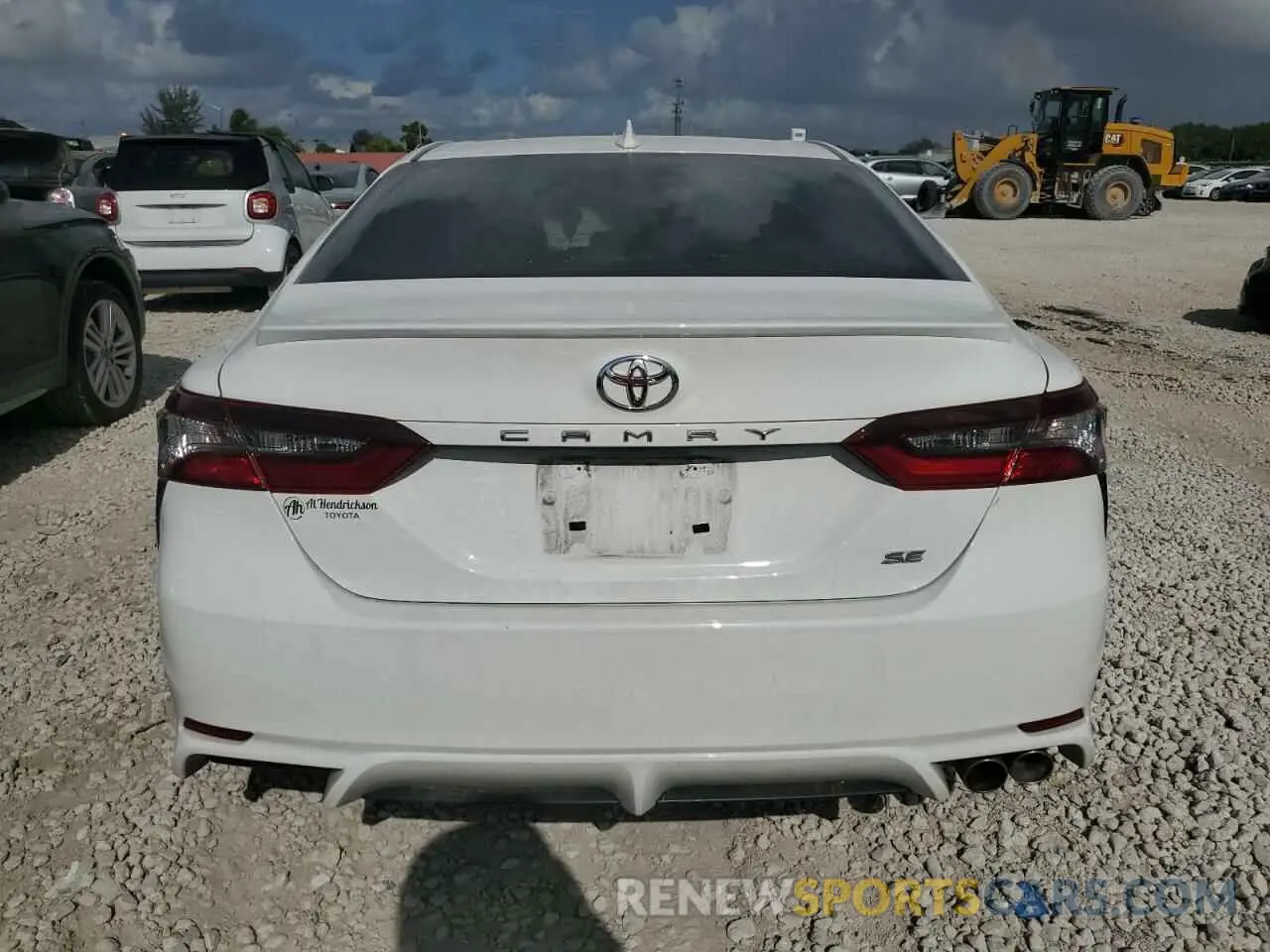6 Photograph of a damaged car 4T1T11AK4RU849999 TOYOTA CAMRY 2024