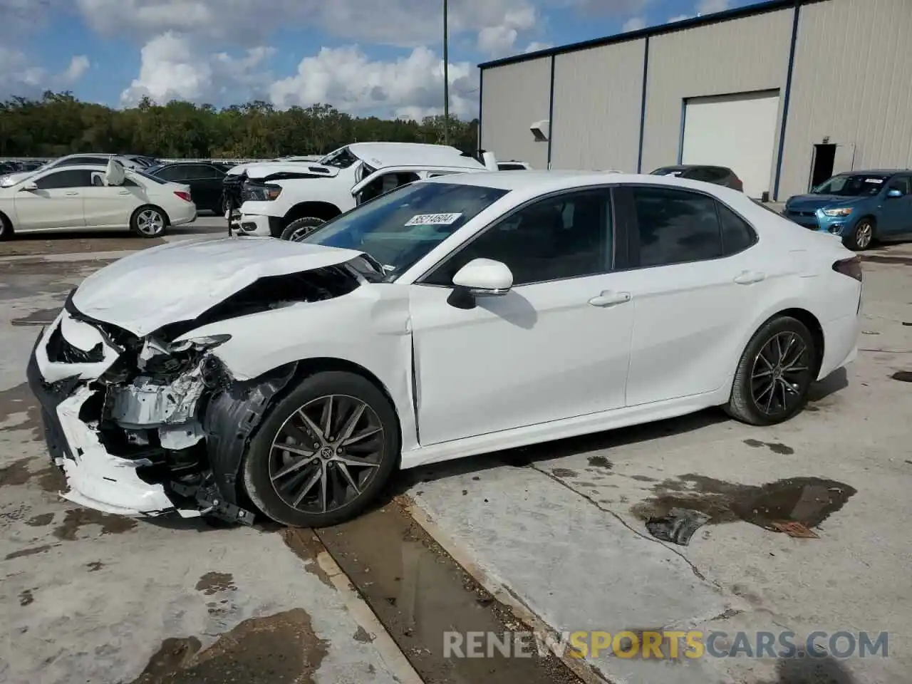 1 Photograph of a damaged car 4T1T11AK4RU850490 TOYOTA CAMRY 2024