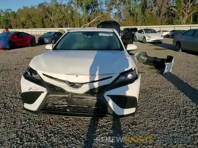 11 Photograph of a damaged car 4T1T11AK5RU842706 TOYOTA CAMRY 2024