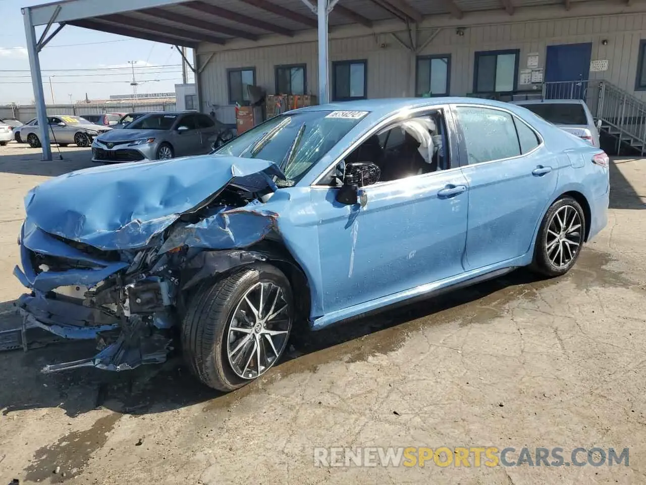 1 Photograph of a damaged car 4T1T11AK6RU231177 TOYOTA CAMRY 2024