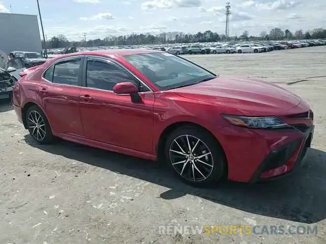 11 Photograph of a damaged car 4T1T11AK6RU242230 TOYOTA CAMRY 2024