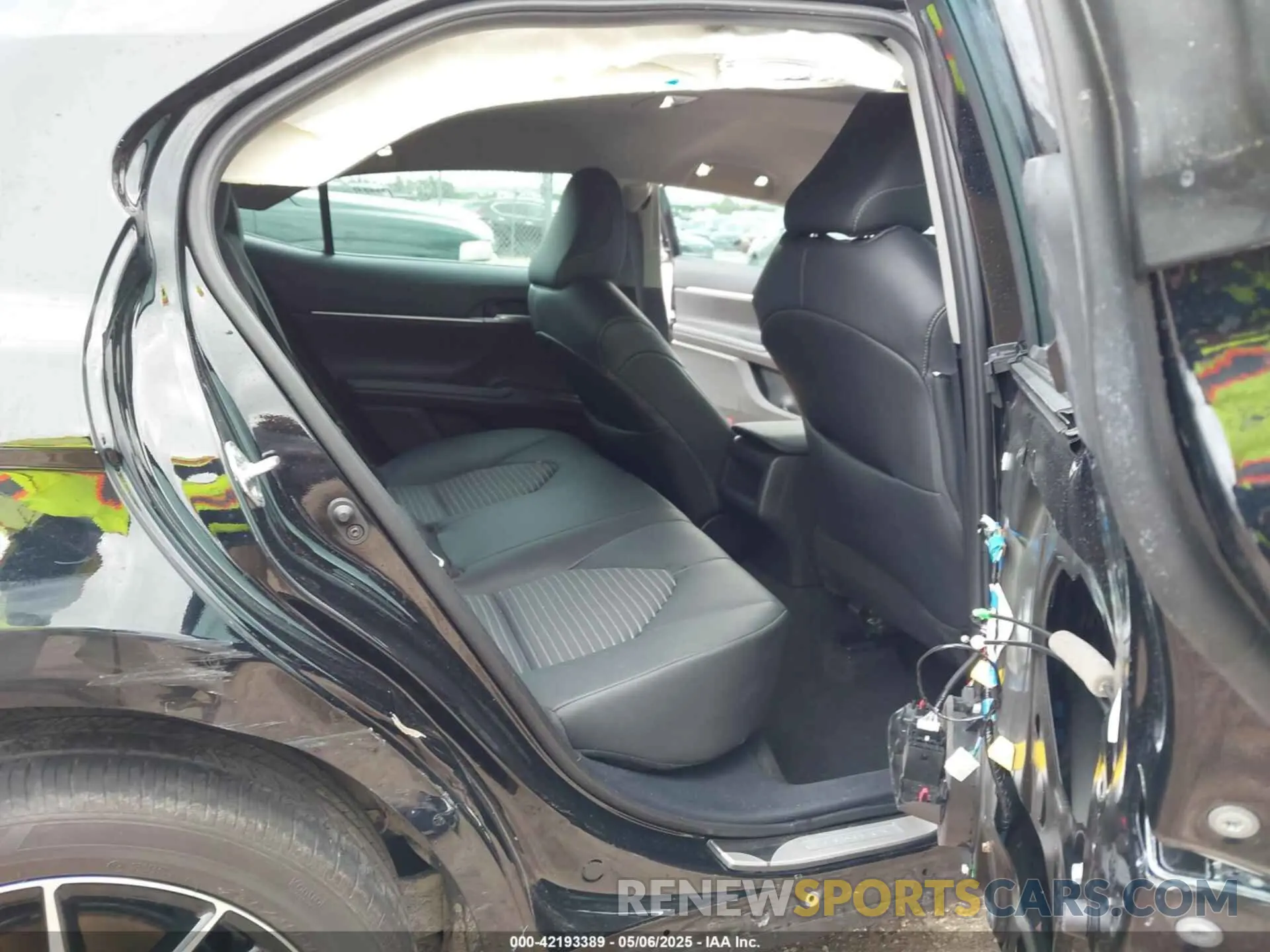 8 Photograph of a damaged car 4T1T11AK6RU865878 TOYOTA CAMRY 2024