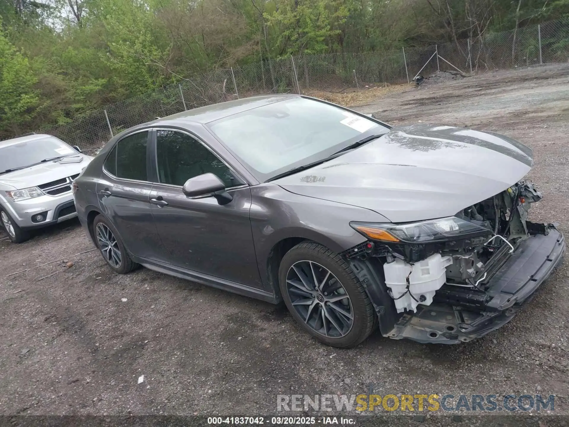 13 Photograph of a damaged car 4T1T11AK7RU841802 TOYOTA CAMRY 2024