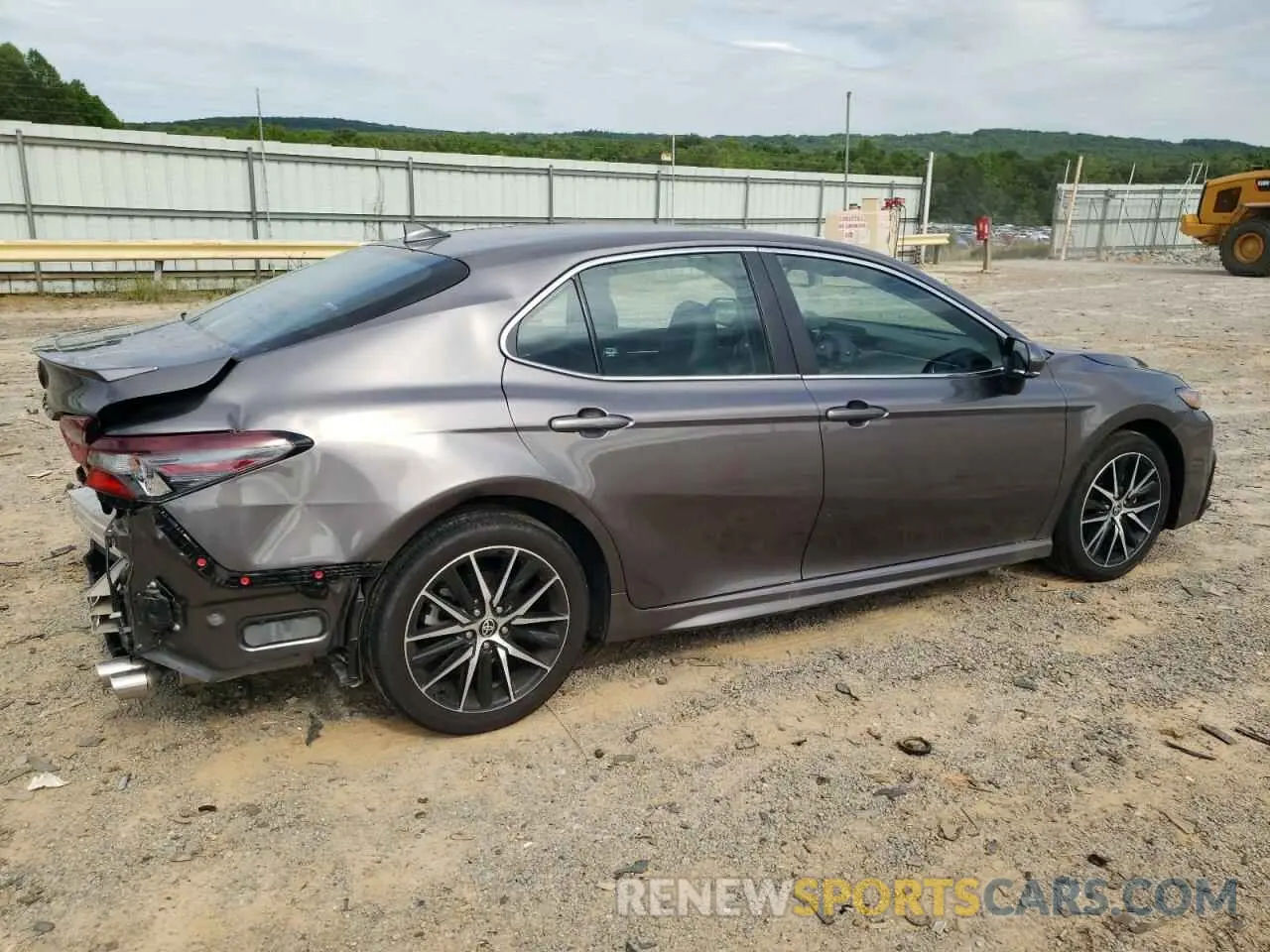 3 Photograph of a damaged car 4T1T11AK7RU907670 TOYOTA CAMRY 2024