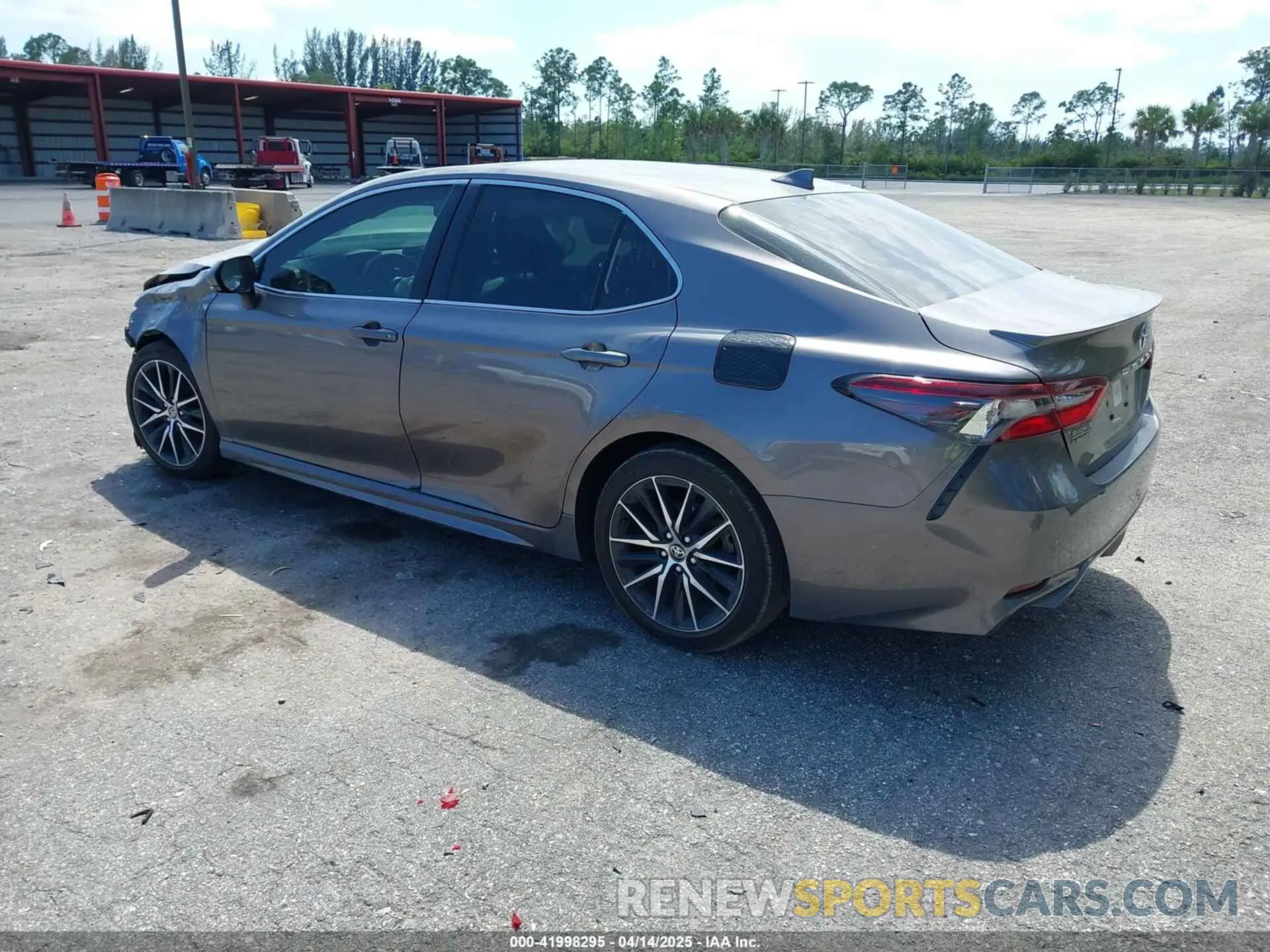 3 Photograph of a damaged car 4T1T11AK9RU254436 TOYOTA CAMRY 2024
