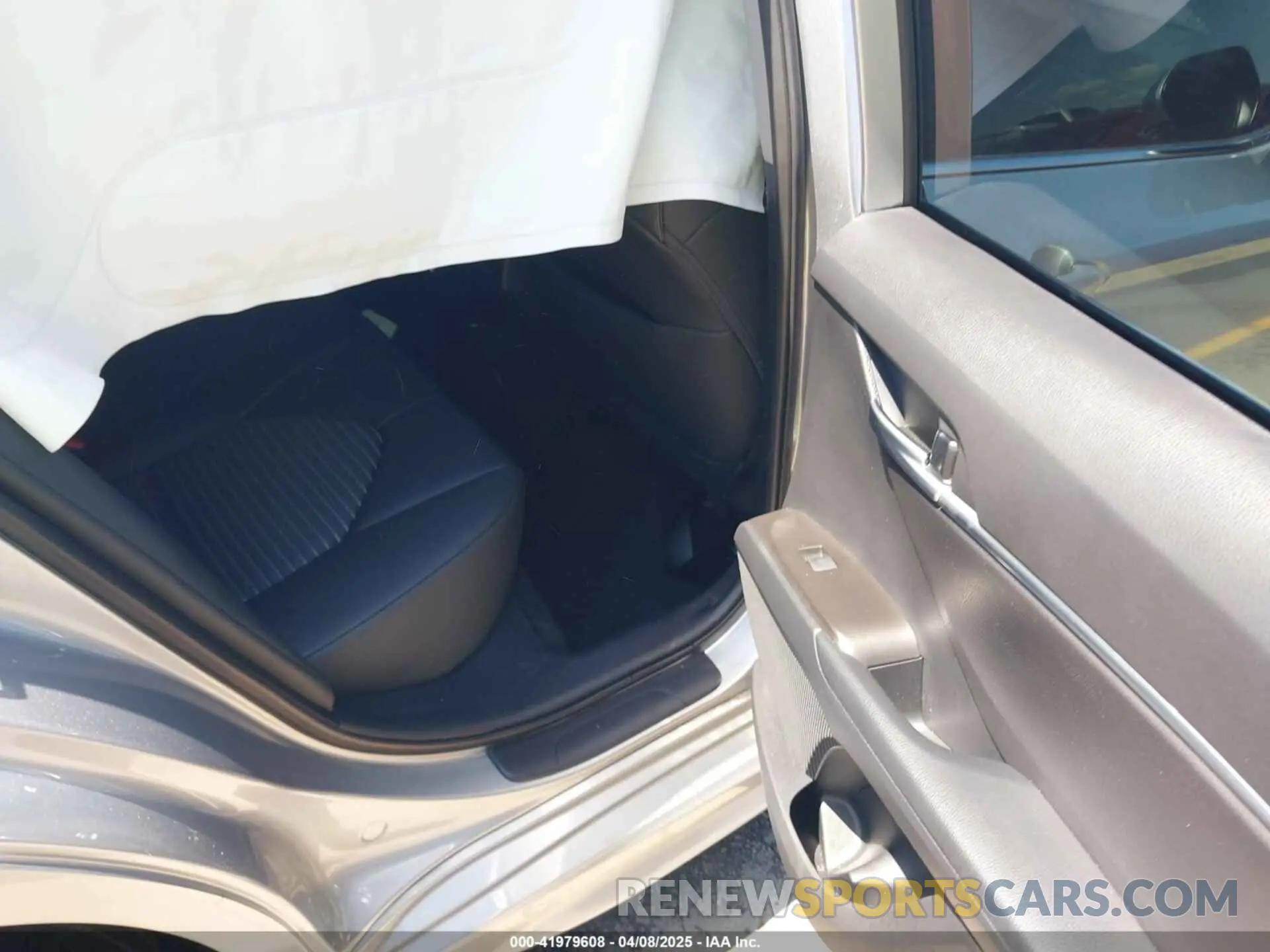 8 Photograph of a damaged car 4T1T11AK9RU848735 TOYOTA CAMRY 2024