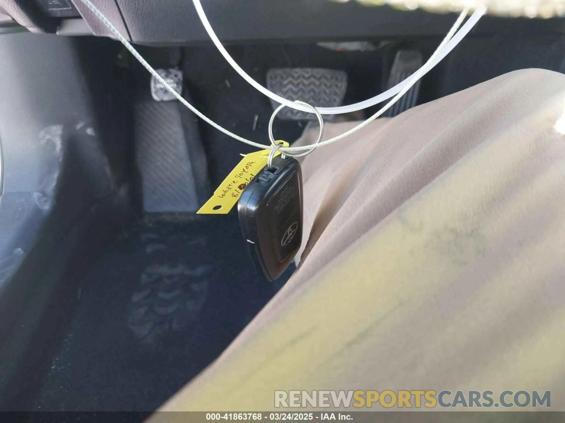 11 Photograph of a damaged car 4T1T11AK9RU861419 TOYOTA CAMRY 2024