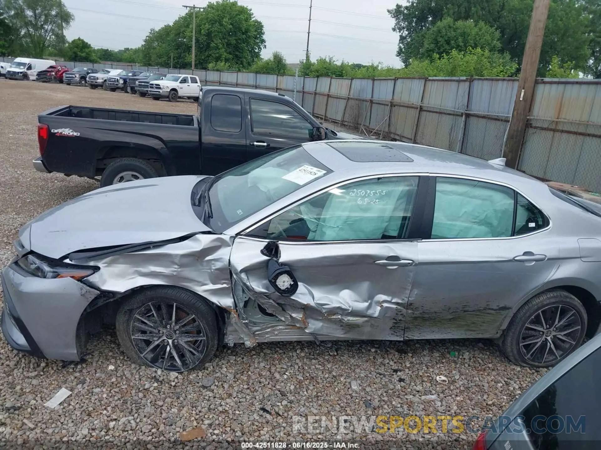 14 Photograph of a damaged car 4T1T11AK9RU921456 TOYOTA CAMRY 2024