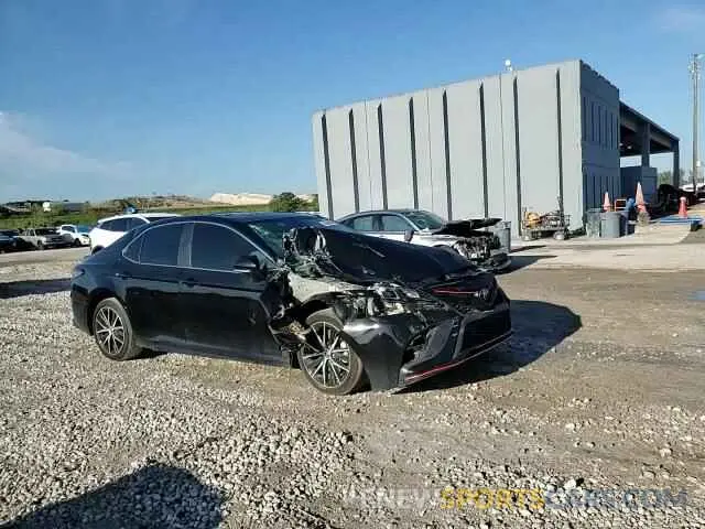 11 Photograph of a damaged car 4T1T11AK9RU922137 TOYOTA CAMRY 2024