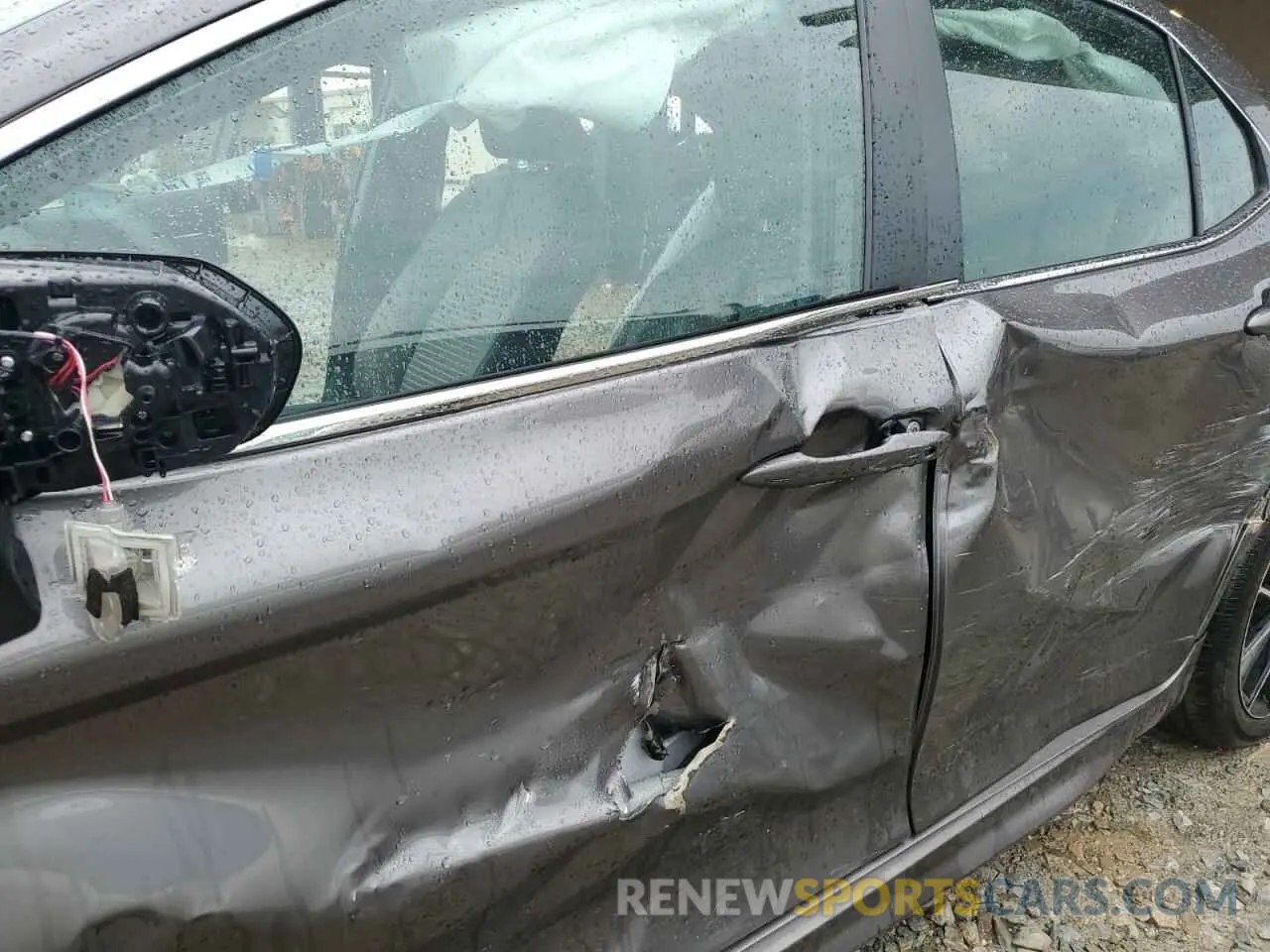 7 Photograph of a damaged car 4T1T11AKXRU872204 TOYOTA CAMRY 2024
