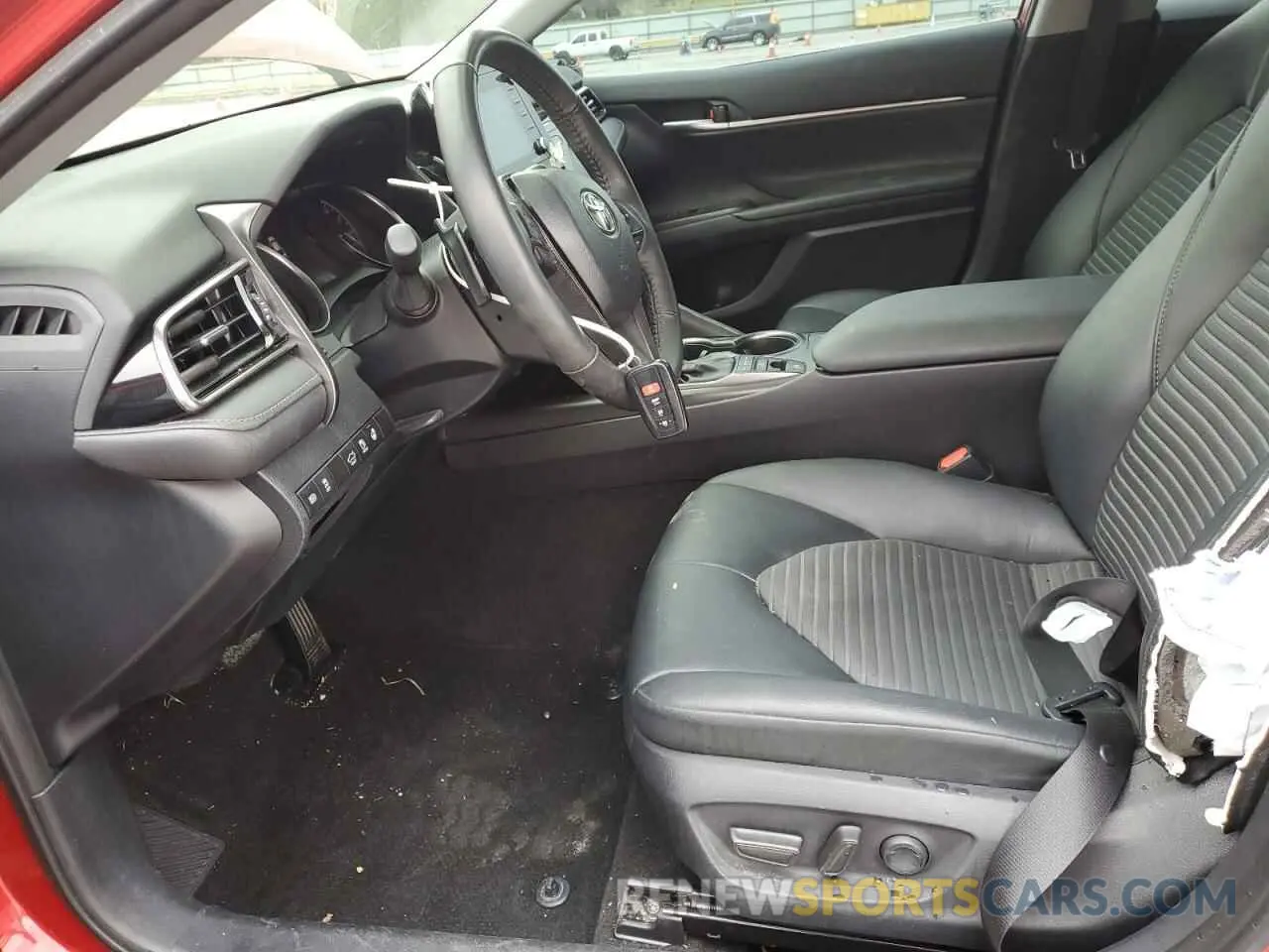 7 Photograph of a damaged car 4T1T11BK0RU121398 TOYOTA CAMRY 2024