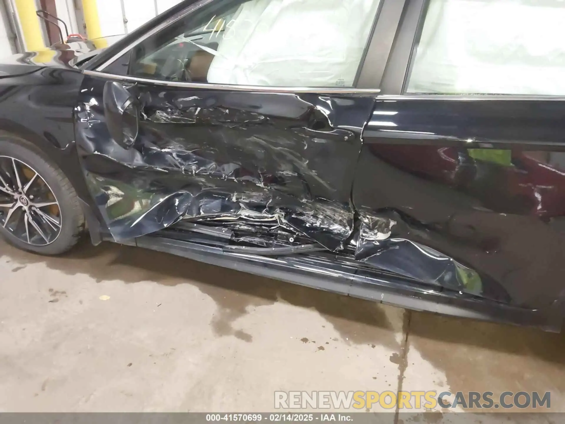 6 Photograph of a damaged car 4T1T11BK3RU127616 TOYOTA CAMRY 2024