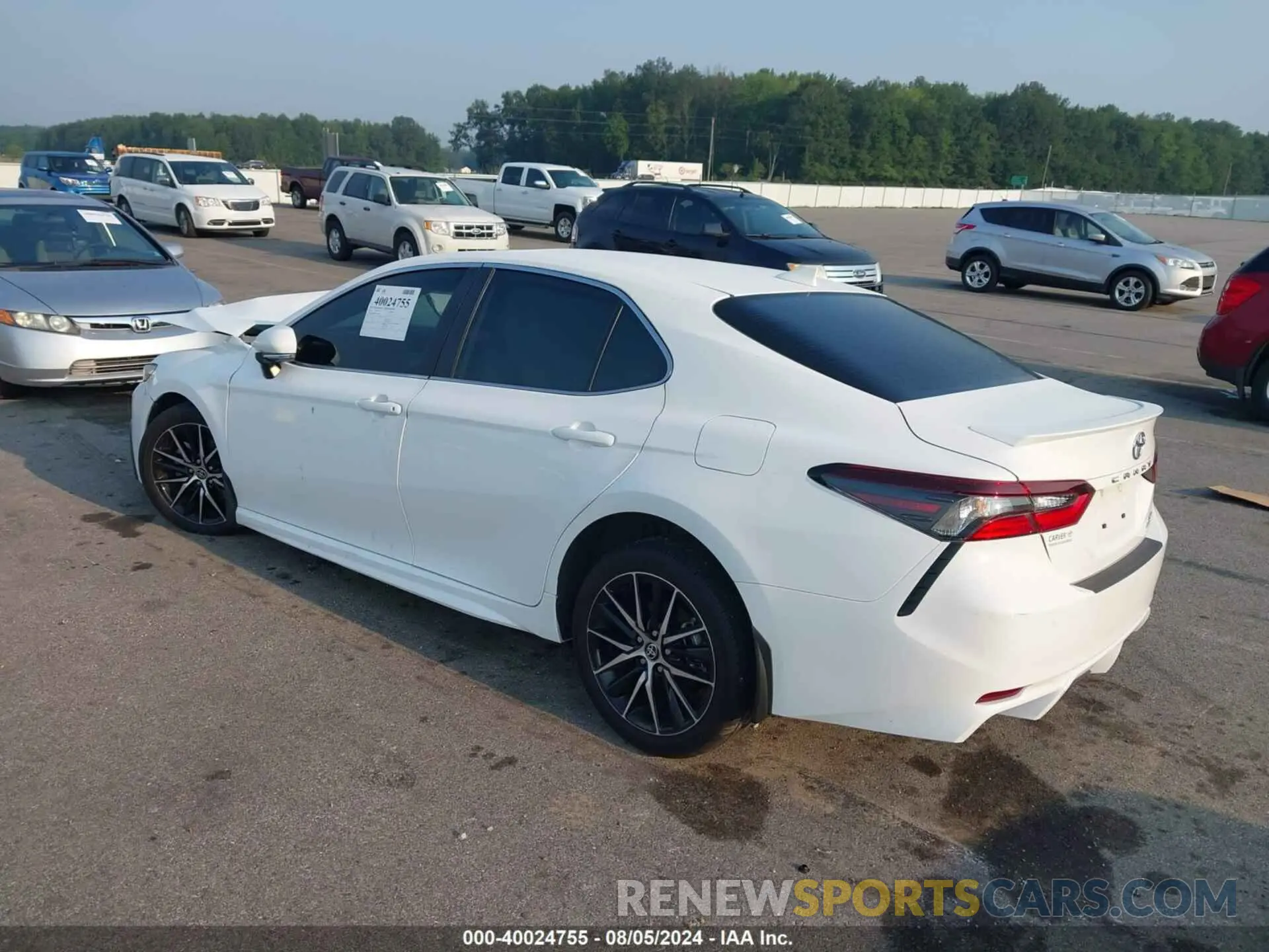 3 Photograph of a damaged car 4T1T11BK8RU109855 TOYOTA CAMRY 2024