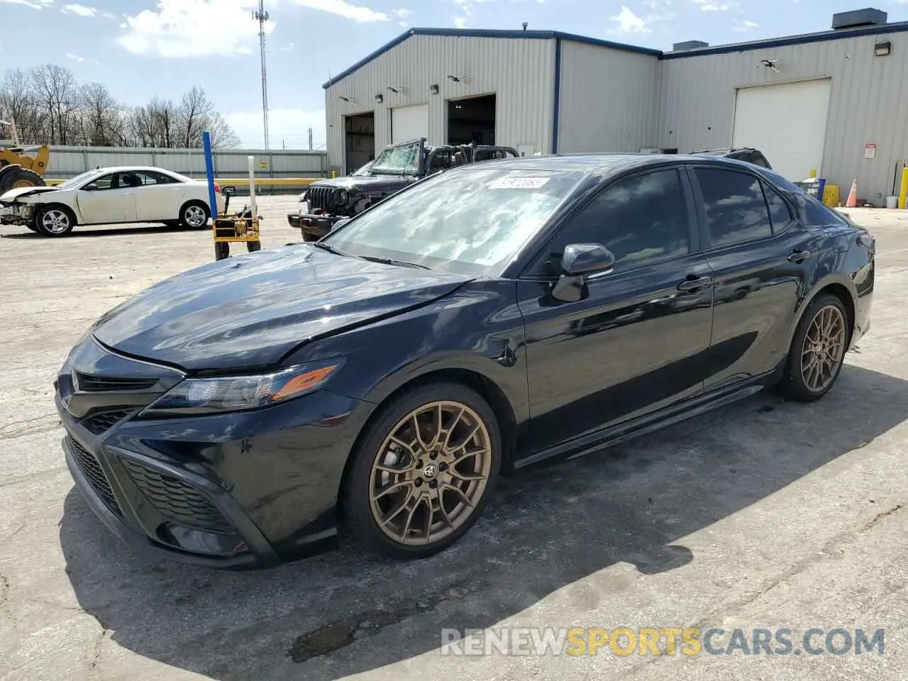 1 Photograph of a damaged car 4T1T11BK9RU121139 TOYOTA CAMRY 2024