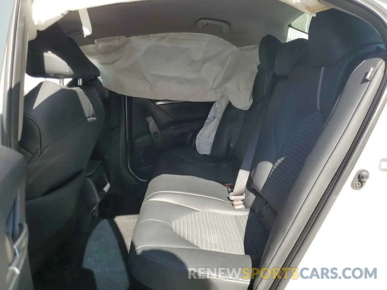 10 Photograph of a damaged car 4T1T31AK1RU077357 TOYOTA CAMRY 2024