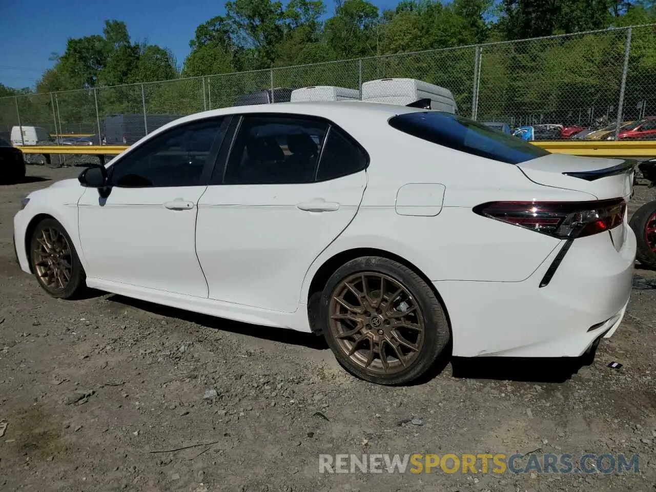 2 Photograph of a damaged car 4T1T31AK1RU077357 TOYOTA CAMRY 2024