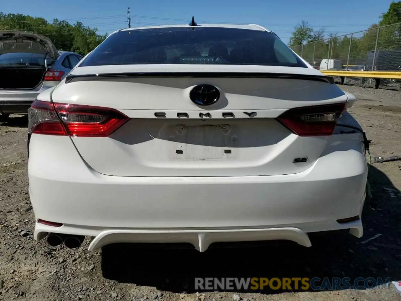 6 Photograph of a damaged car 4T1T31AK1RU077357 TOYOTA CAMRY 2024