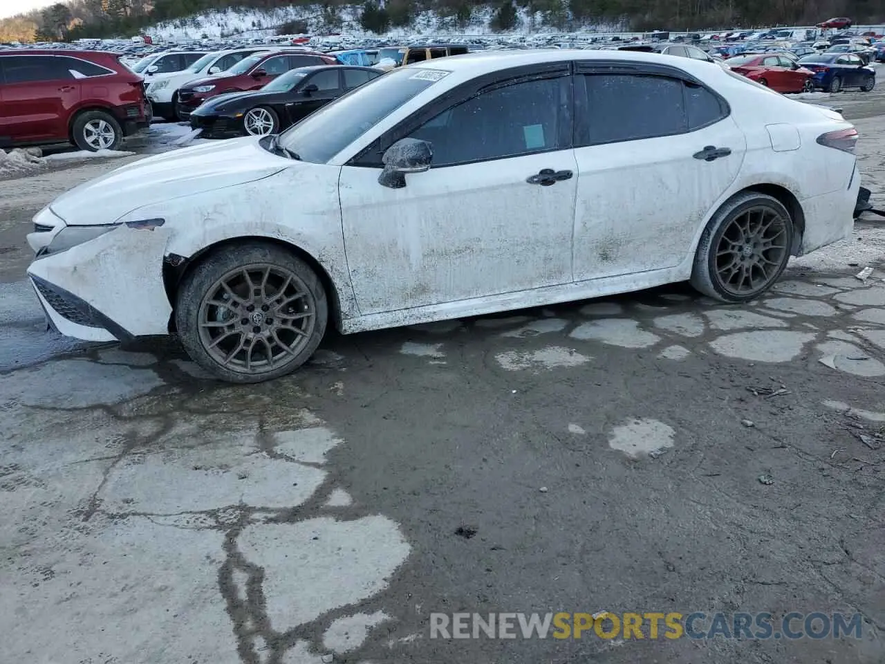 1 Photograph of a damaged car 4T1T31AK3RU064559 TOYOTA CAMRY 2024