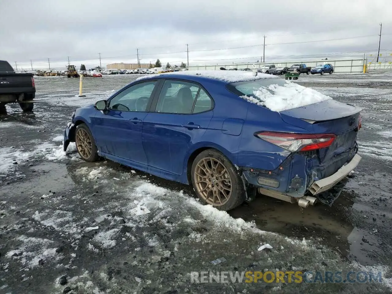 2 Photograph of a damaged car 4T1T31AK9RU073878 TOYOTA CAMRY 2024