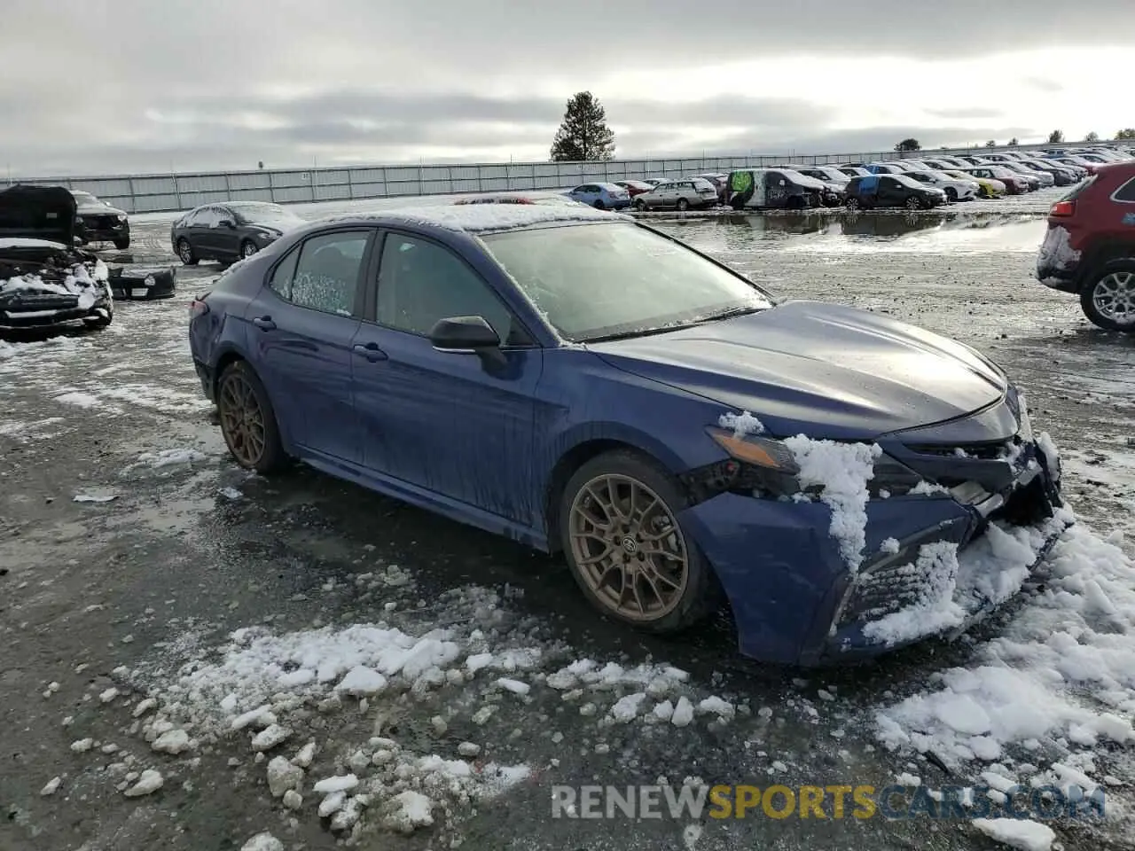 4 Photograph of a damaged car 4T1T31AK9RU073878 TOYOTA CAMRY 2024