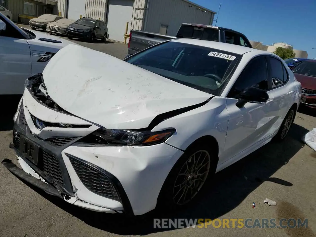 1 Photograph of a damaged car 4T1T31AKXRU066390 TOYOTA CAMRY 2024