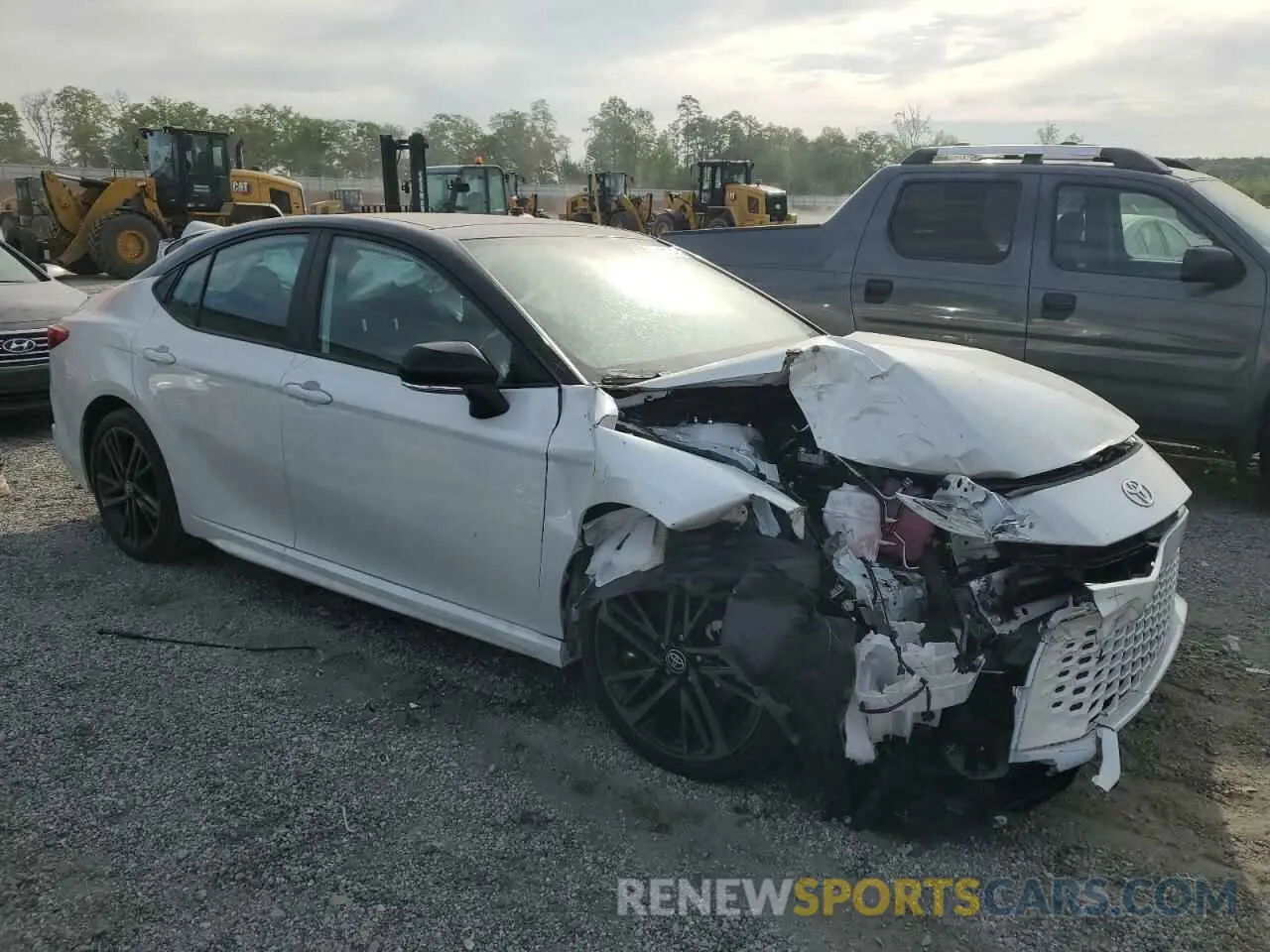 4 Photograph of a damaged car 4T1DAACK0SU015011 TOYOTA CAMRY 2025