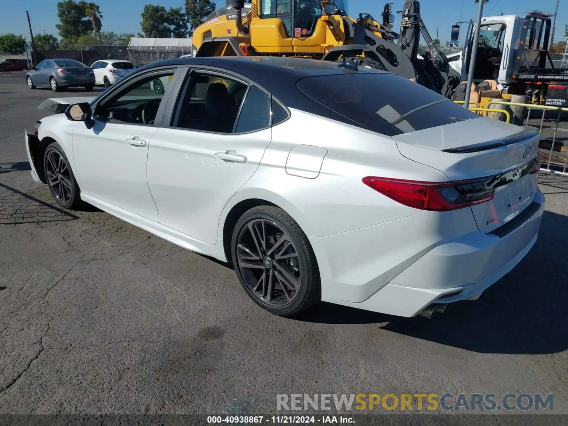3 Photograph of a damaged car 4T1DAACK0SU019348 TOYOTA CAMRY 2025