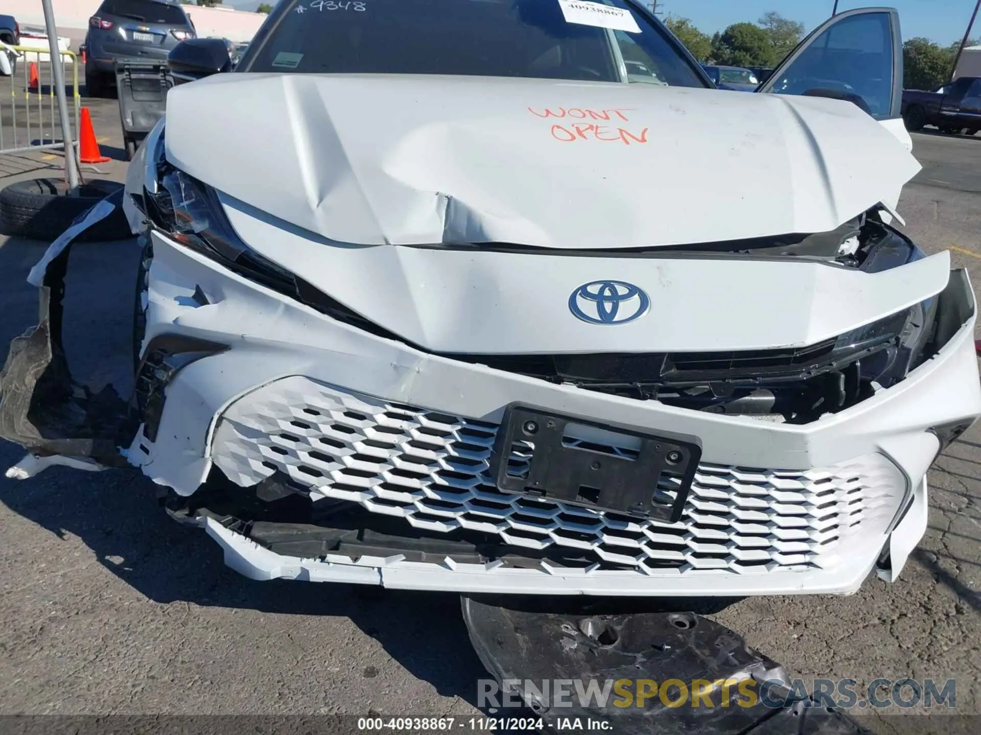 6 Photograph of a damaged car 4T1DAACK0SU019348 TOYOTA CAMRY 2025