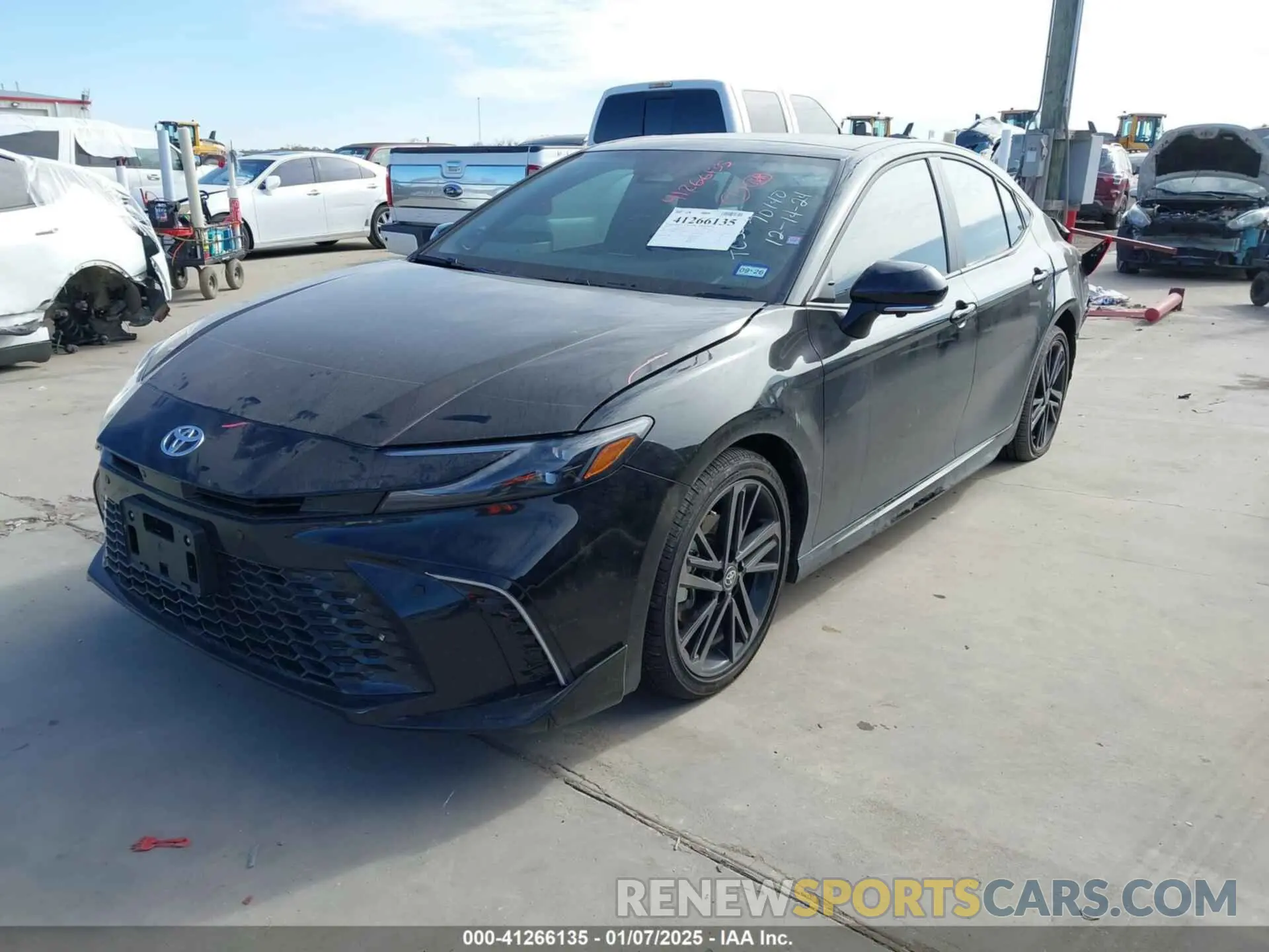 2 Photograph of a damaged car 4T1DAACK0SU019818 TOYOTA CAMRY 2025