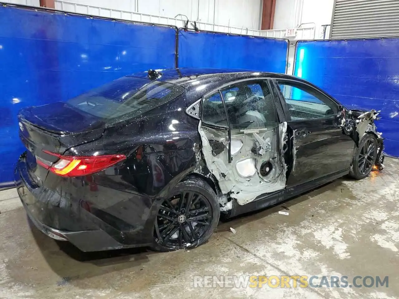 3 Photograph of a damaged car 4T1DAACK0SU024114 TOYOTA CAMRY 2025