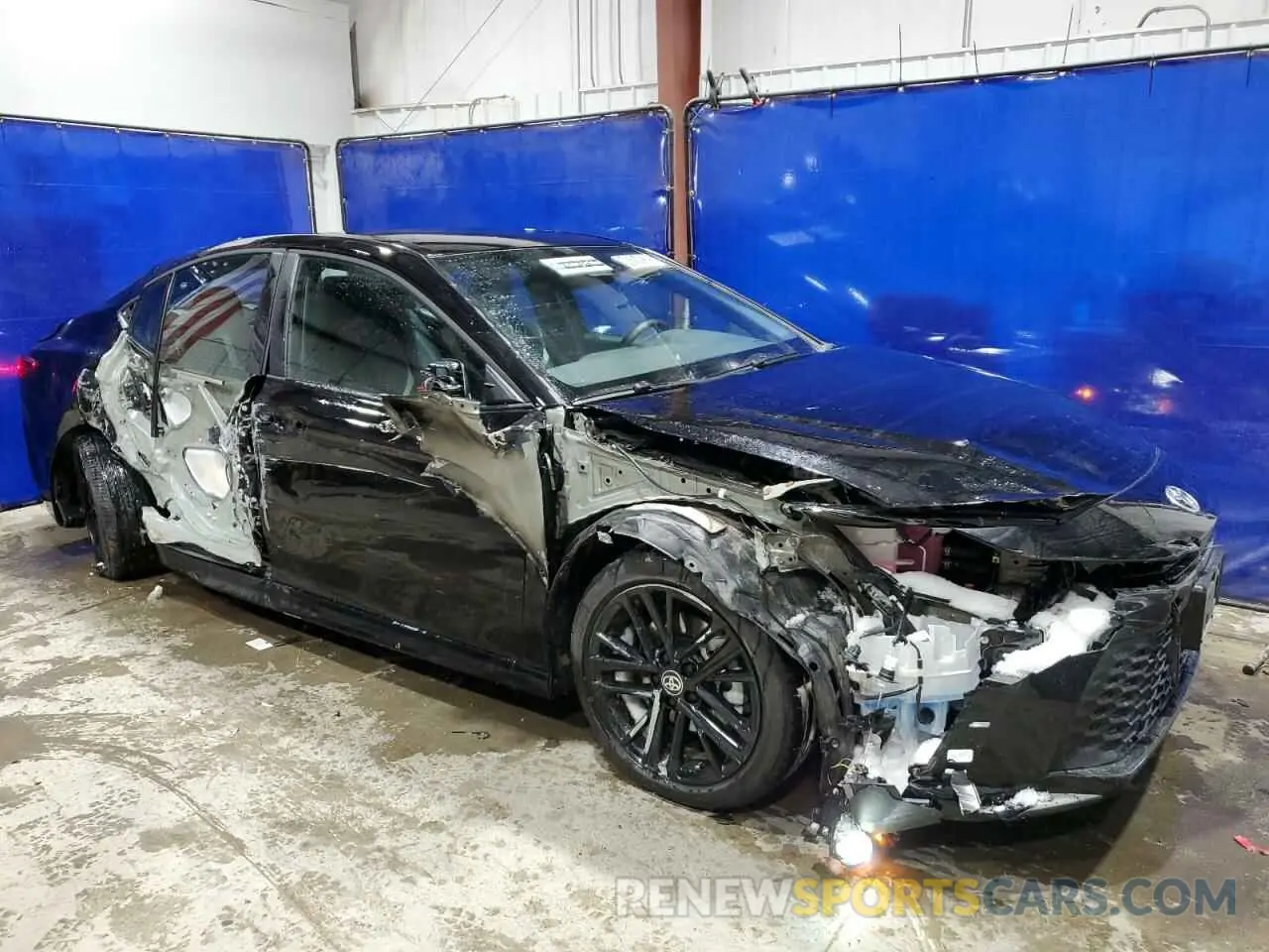4 Photograph of a damaged car 4T1DAACK0SU024114 TOYOTA CAMRY 2025