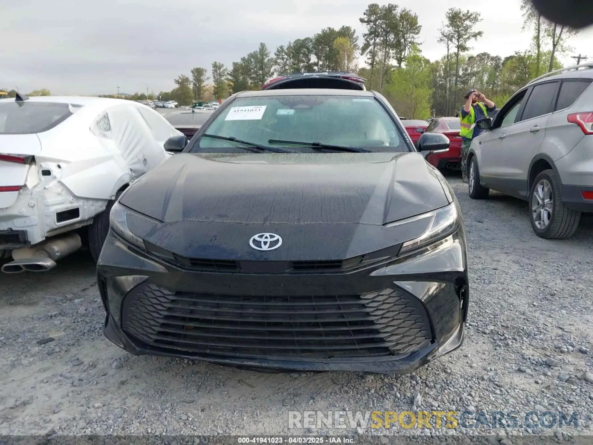 11 Photograph of a damaged car 4T1DAACK0SU028406 TOYOTA CAMRY 2025