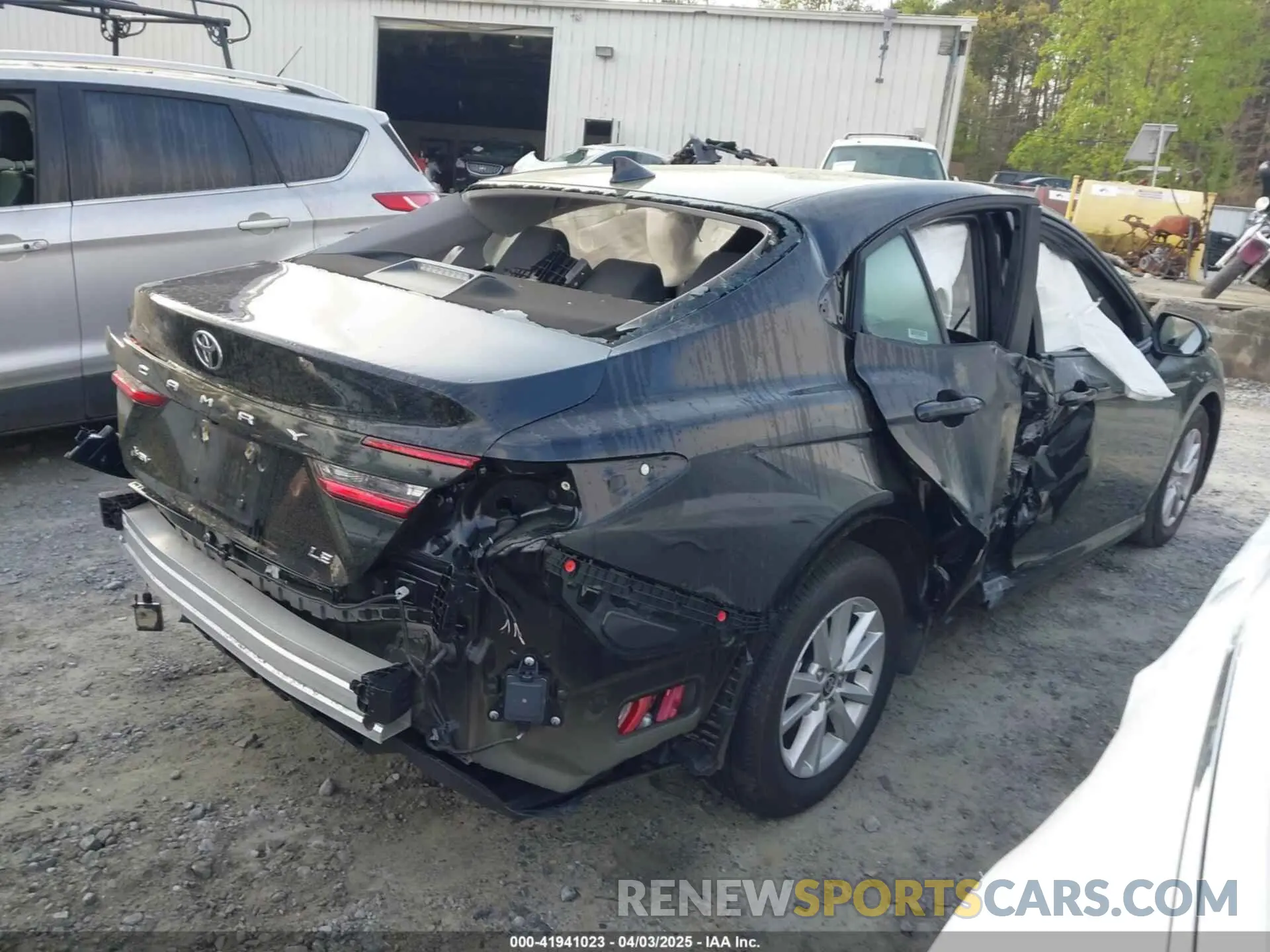 17 Photograph of a damaged car 4T1DAACK0SU028406 TOYOTA CAMRY 2025