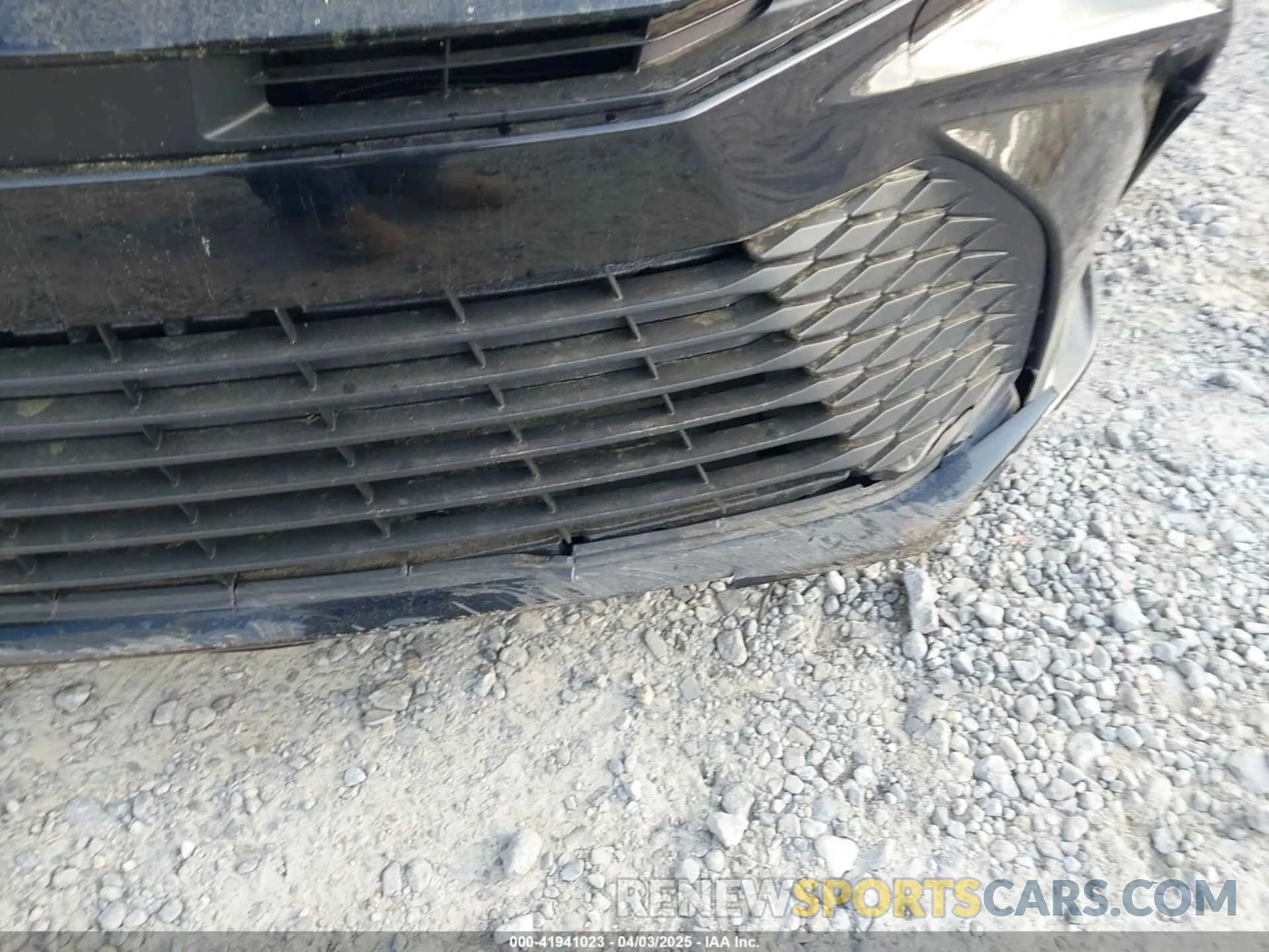 18 Photograph of a damaged car 4T1DAACK0SU028406 TOYOTA CAMRY 2025