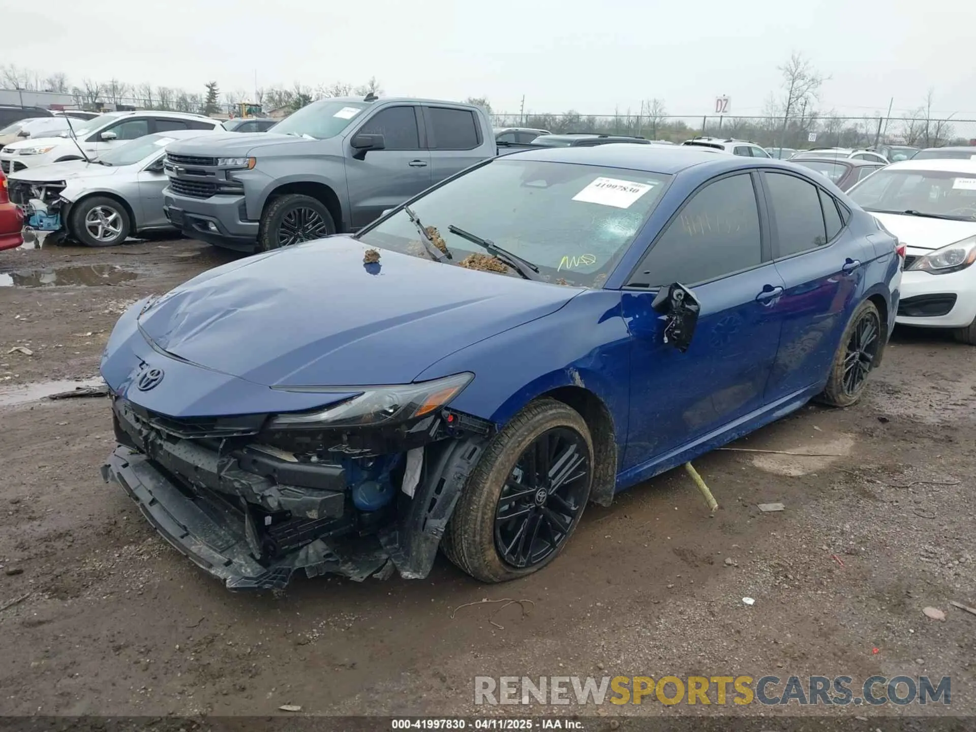 2 Photograph of a damaged car 4T1DAACK0SU042306 TOYOTA CAMRY 2025