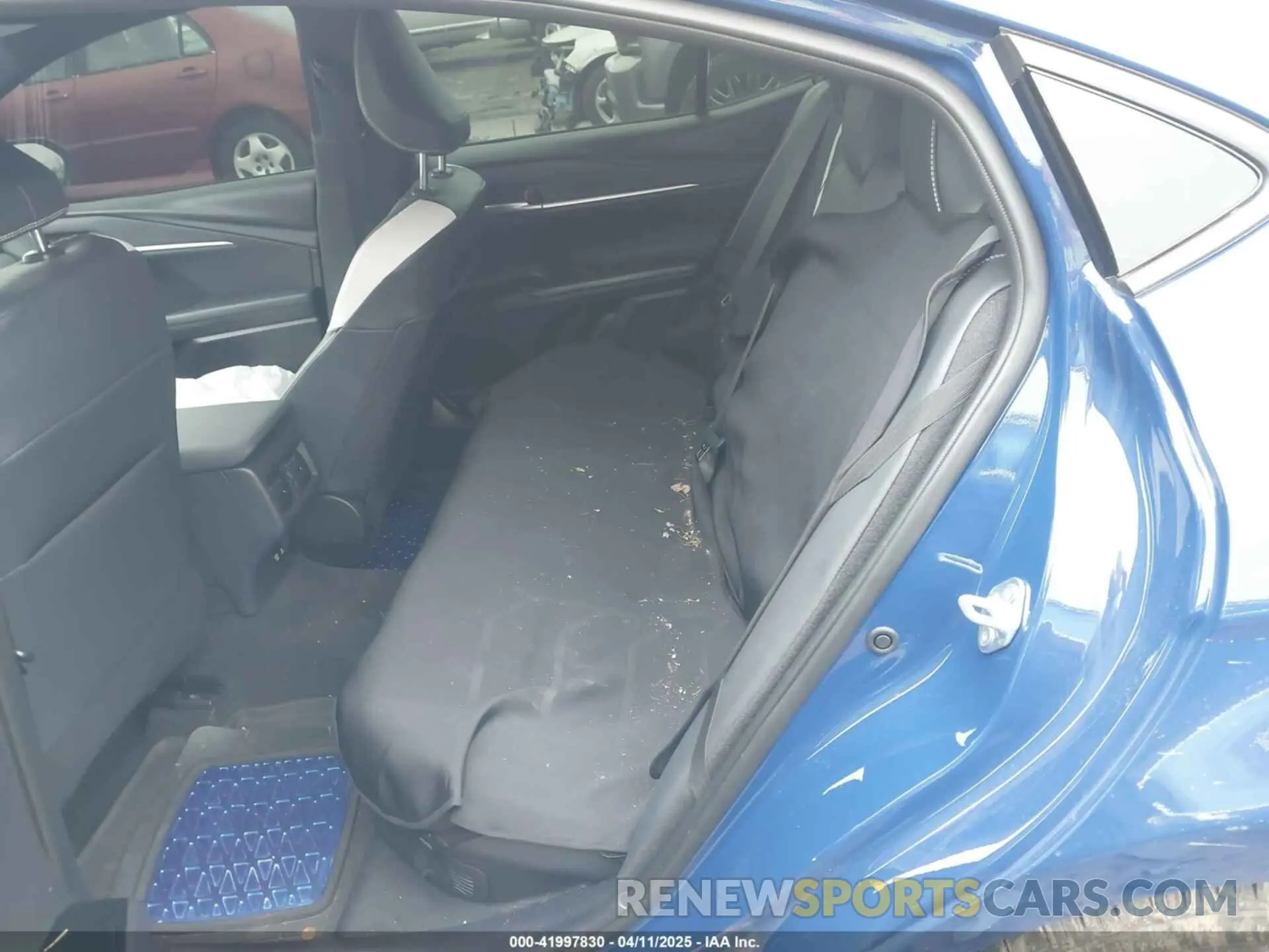 8 Photograph of a damaged car 4T1DAACK0SU042306 TOYOTA CAMRY 2025