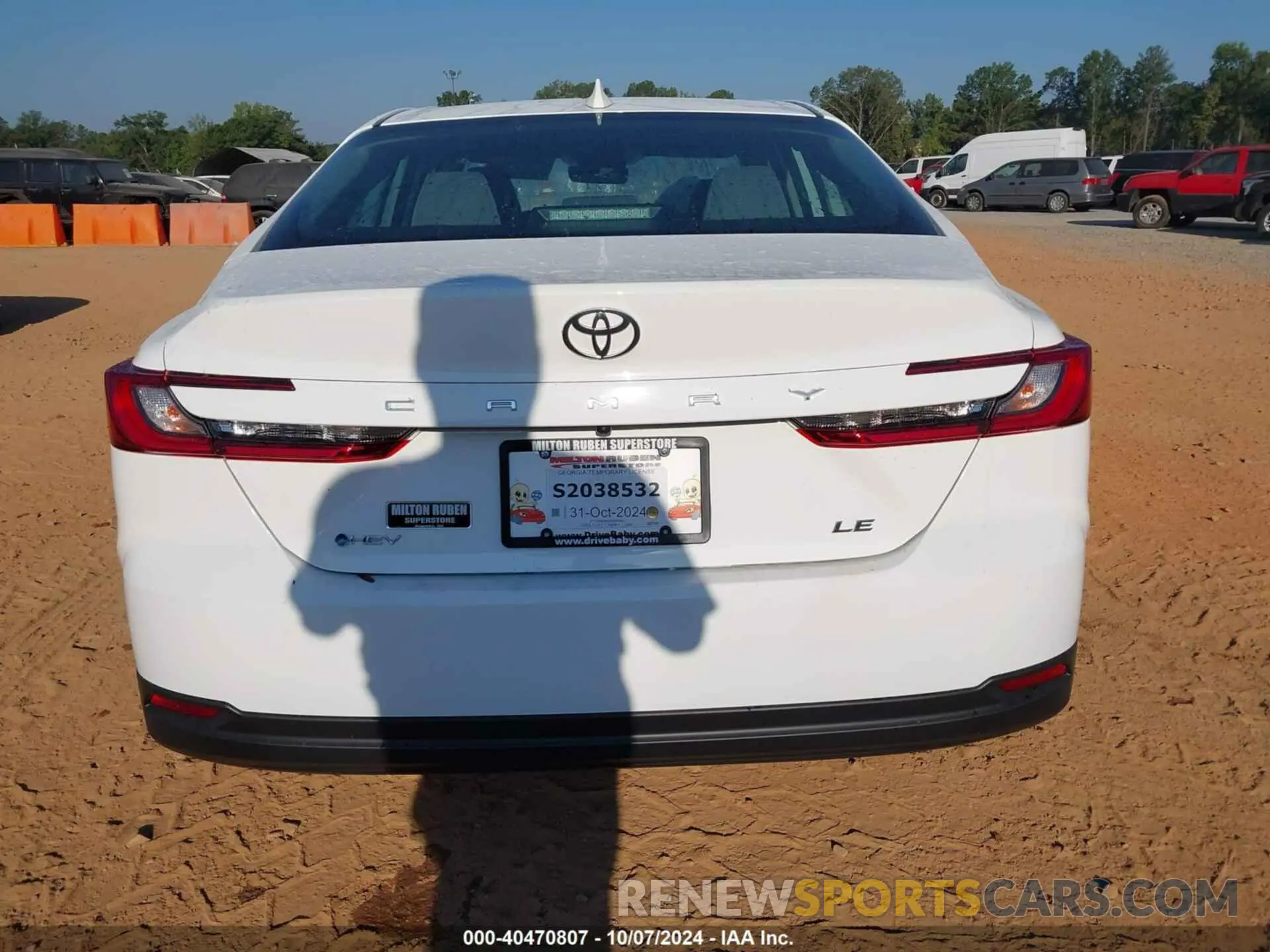 17 Photograph of a damaged car 4T1DAACK0SU047084 TOYOTA CAMRY 2025